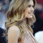 Doutzen-Kroes’-Cannes-beauty–glam-vs.-beachy-Doutzen_Kroes_Cannes_red_carpet_beachy_hair_and_makeup