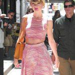 Taylor-Swift-stepped-out-crop-top-Wednesday-NYC