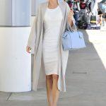 miranda-kerr-fashion-style-at-lax-airport-april-2015_2