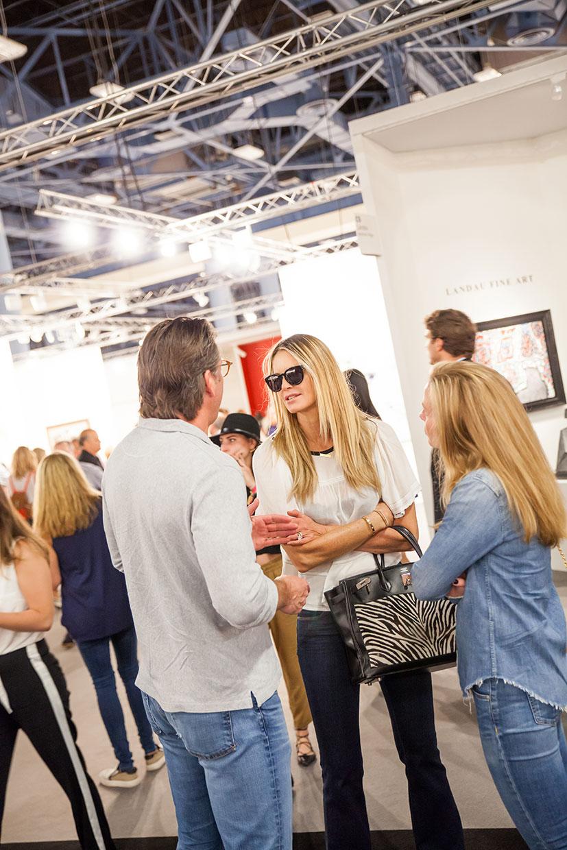 Elle-McPherson-Art-Basel