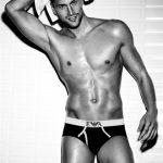 emporio-armani-underwear—luca-dotto-2-1320628_0x440